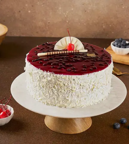 White Chocolate Blueberry Cake