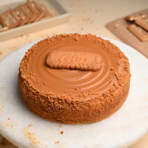 Lotus Biscoff Baked Cheesecake